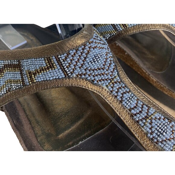 Donald J. Pliner Wedge Sandals Size 8 Penny Blue Beaded Leather Thong T Strap - Picture 11 of 13